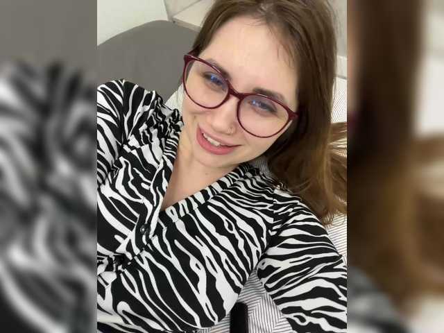 -LeiaProseccina-'s BongaCams show and profile