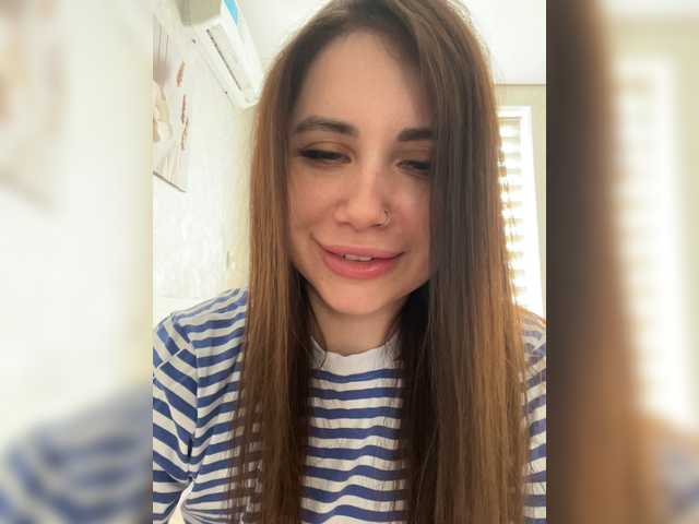 Y_Leiki live webcam show