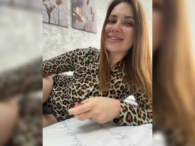 -LeiaProseccina-'s BongaCams show and profile