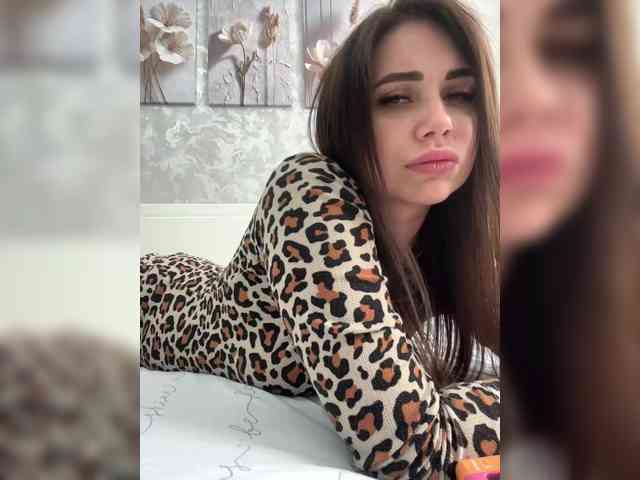 -LeiaProseccina- Sex Cam Show