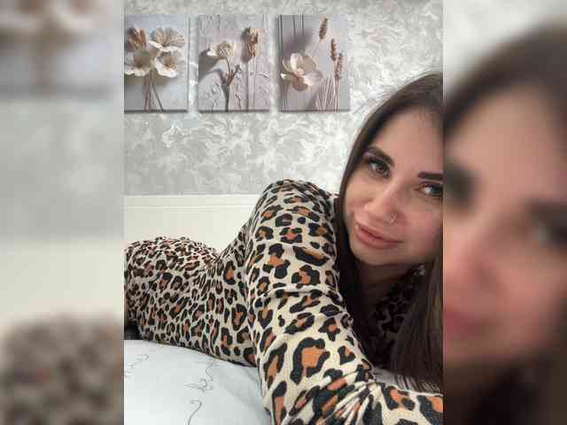 -LeiaProseccina- Sex Cam Show