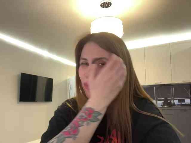 Модель: -LeiaProseccina-