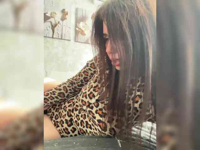 Model: Y_Leiki