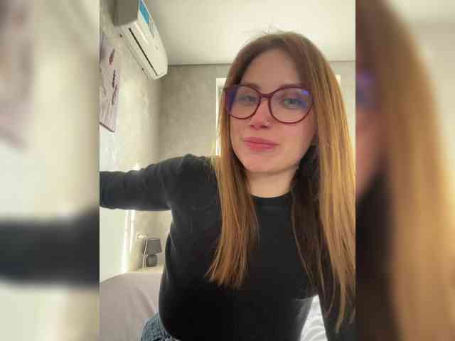 Model: -LeiaProseccina-