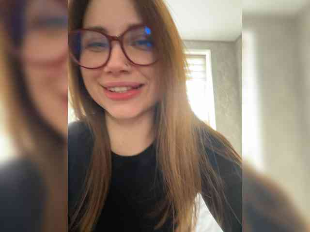 Модель: -LeiaProseccina-