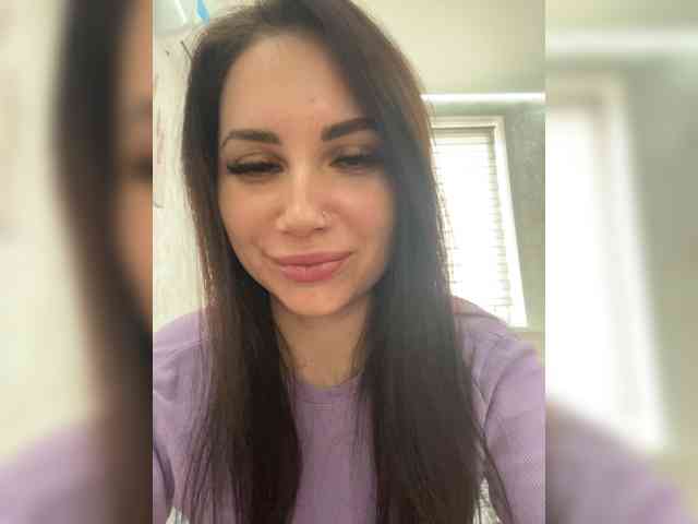 -LeiaProseccina- live female cam on bongacams