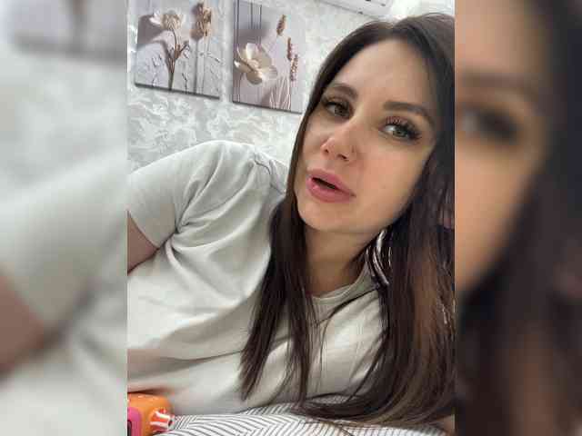 -LeiaProseccina- Sex Cam Show
