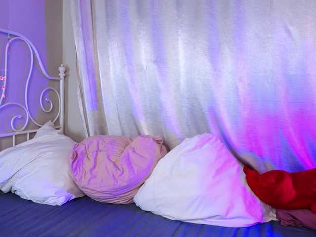 KellyMiller live cam on BongaCams