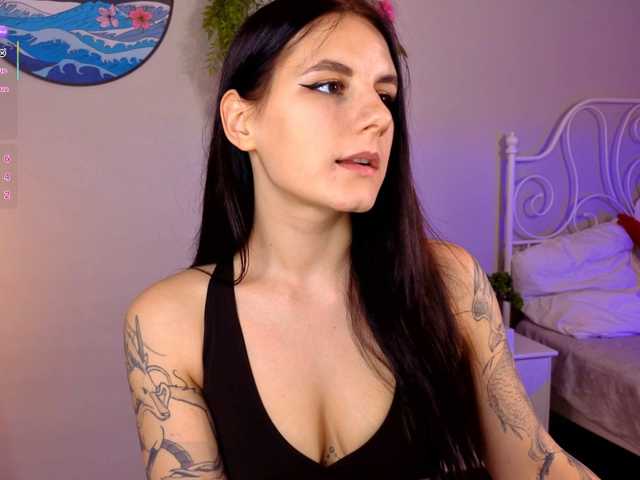 KellyMiller live cam on BongaCams
