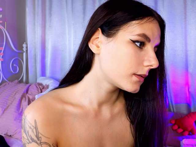 KellyMiller live cam on BongaCams