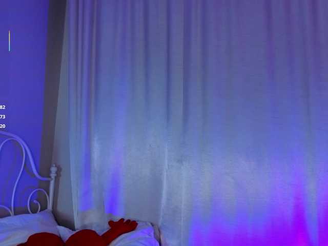 KellyMiller live cam on BongaCams