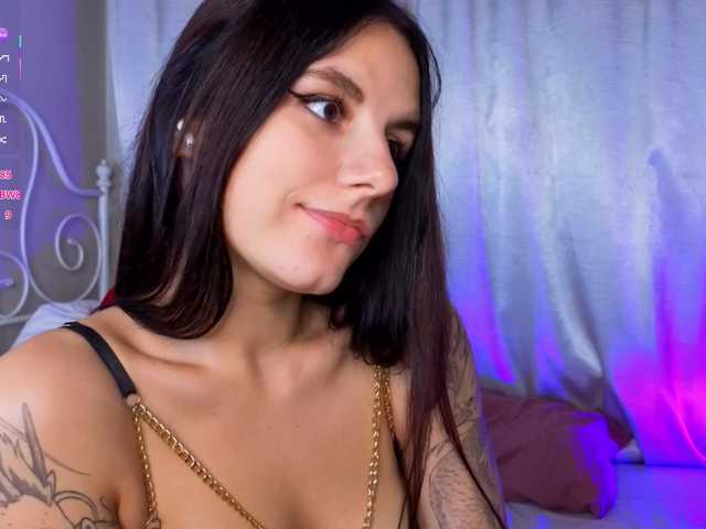 KellyMiller live cam on BongaCams