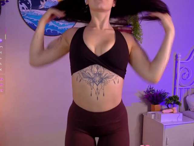 KellyMiller, en vivo ahora en BongaCams