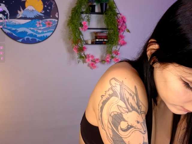 KellyMiller live cam on BongaCams