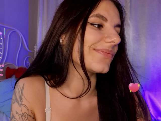 KellyMiller live cam on BongaCams