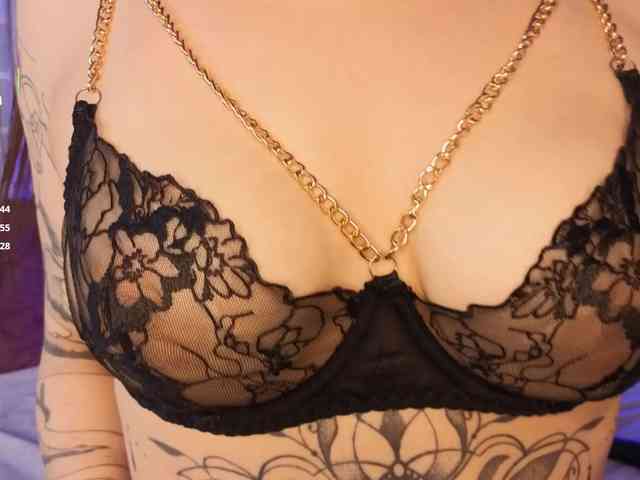 KellyMiller webcam