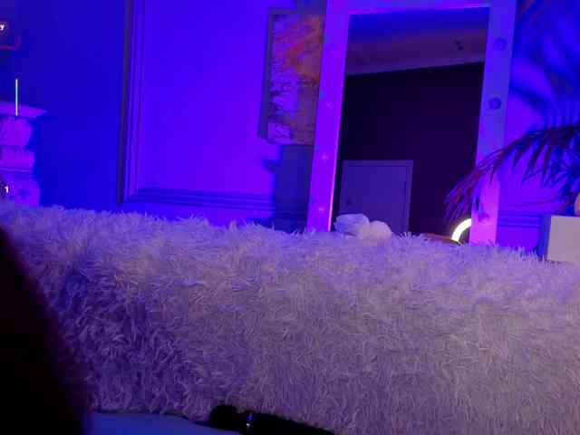 KellyMiller webcam