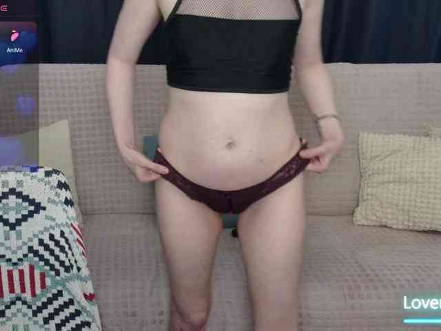 Kiramarta Live Webcam on BongaCams