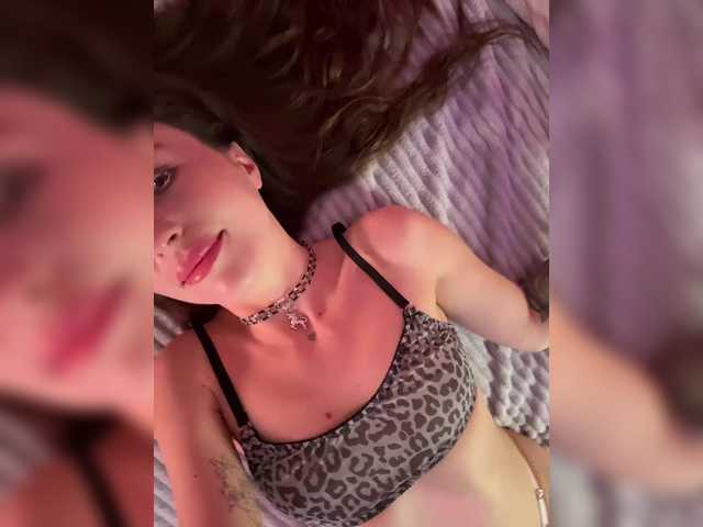 MilashaNyasha live cam on BongaCams