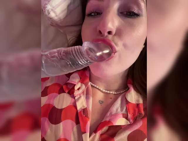 MilashaNyasha live cam on BongaCams