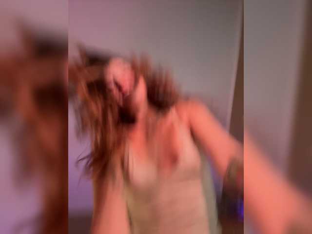 MilashaNyasha live cam on BongaCams