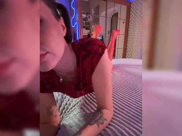 MilashaNyasha webcam