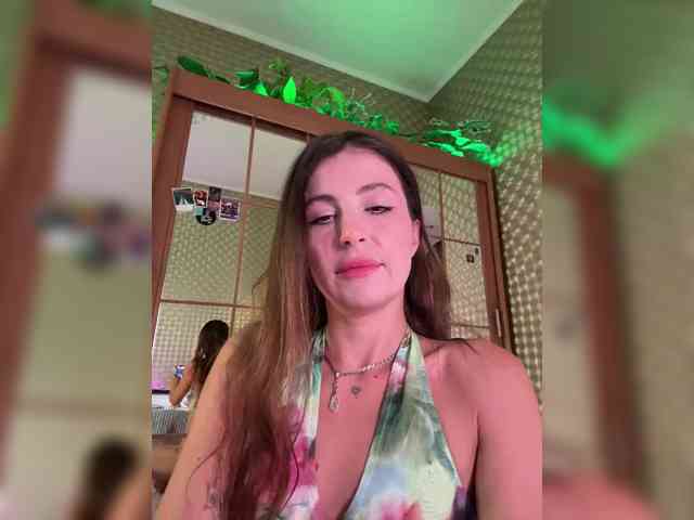 MilashaNyasha webcam