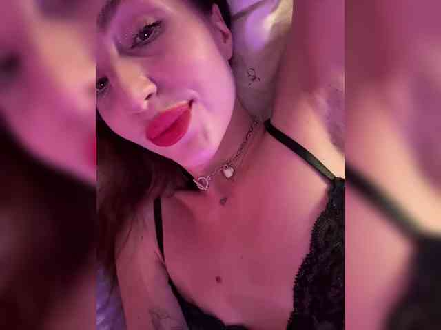 MilashaNyasha webcam