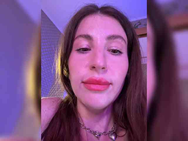 MilashaNyasha webcam