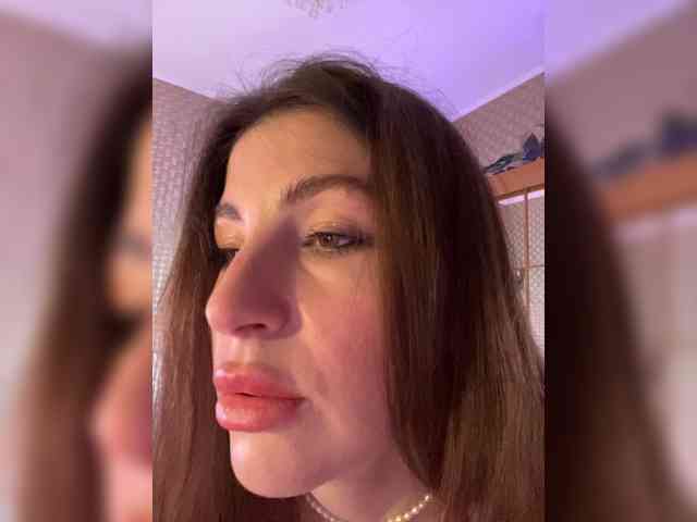 MilashaNyasha webcam