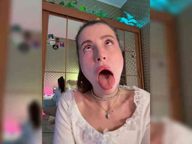 MilashaNyasha webcam