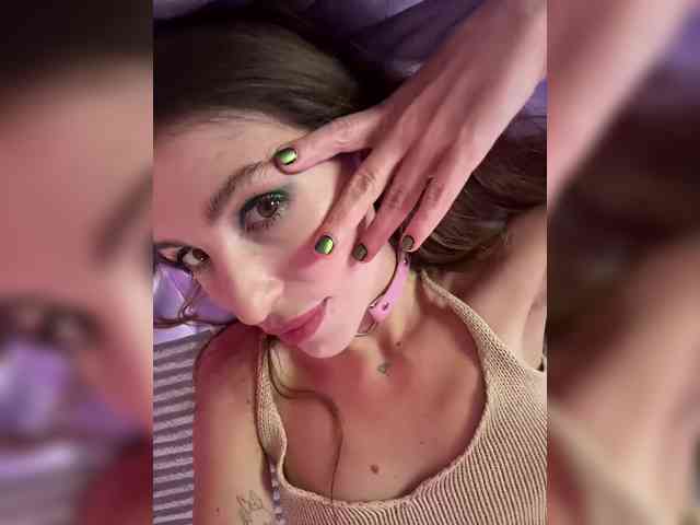 MilashaNyasha webcam