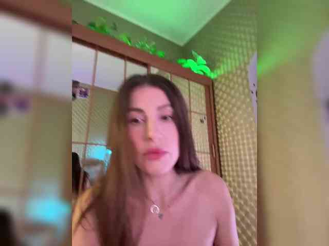 MilashaNyasha webcam