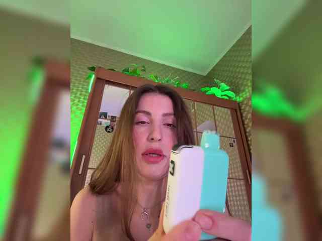 MilashaNyasha webcam