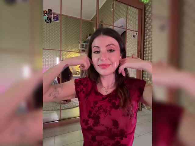 MilashaNyasha webcam