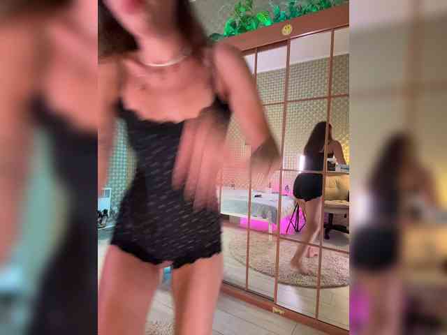 MilashaNyasha webcam