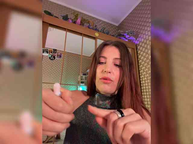 Модель: MilashaNyasha