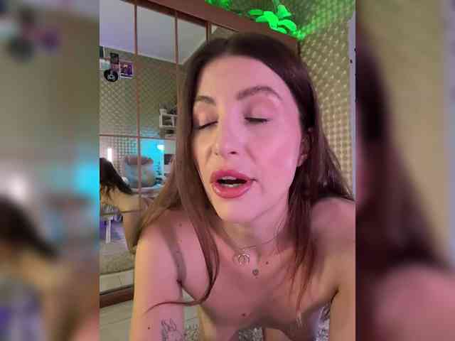 MilashaNyasha webcam