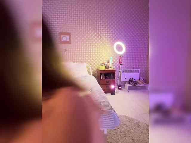 MilashaNyasha webcam