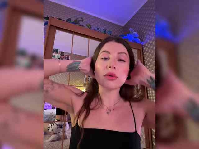 MilashaNyasha webcam