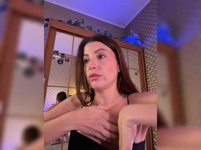 MilashaNyasha webcam