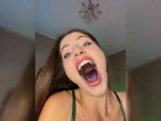 MilashaNyasha webcam