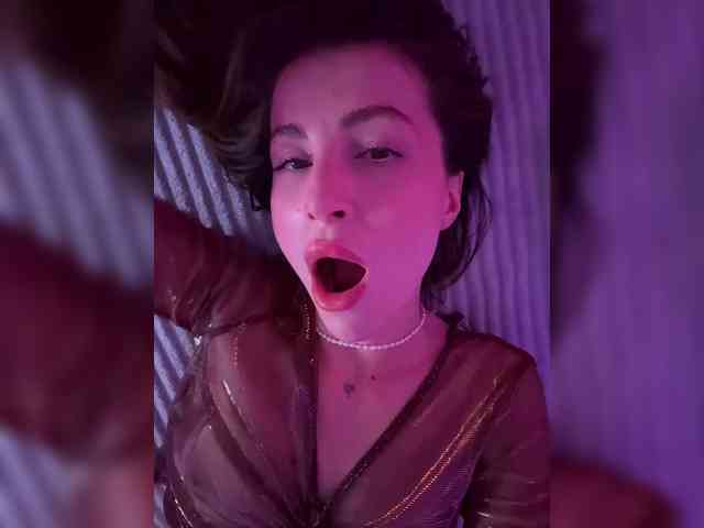 MilashaNyasha webcam