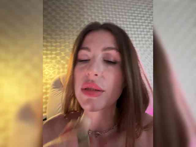 MilashaNyasha webcam