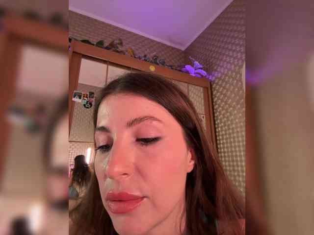 MilashaNyasha webcam