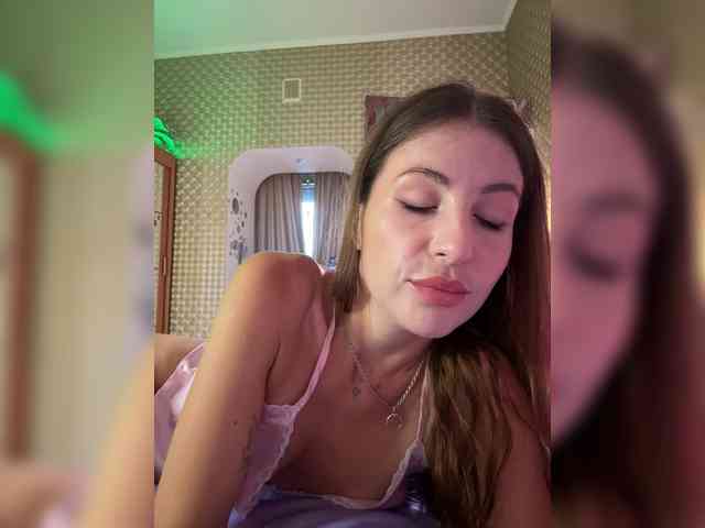 MilashaNyasha webcam
