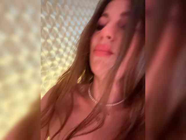 MilashaNyasha webcam