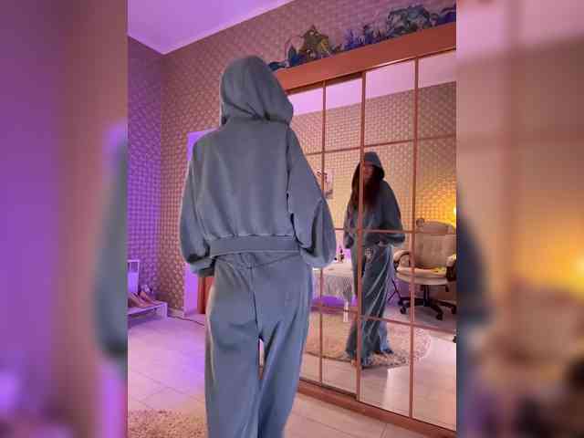 MilashaNyasha webcam