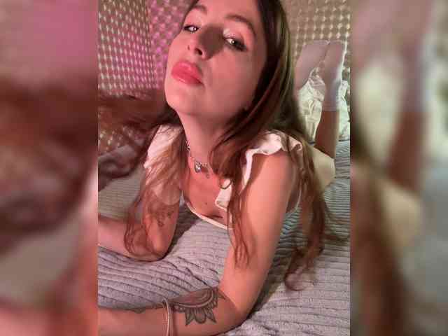 MilashaNyasha webcam