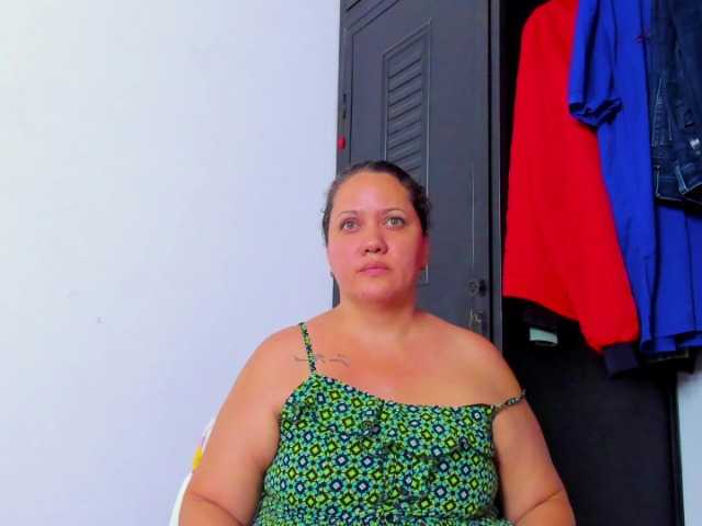 camilafox live cam on BongaCams